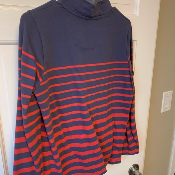 L.L Bean top - Picture 4 of 5